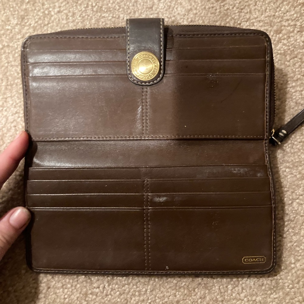 Coach Wallet - Picture 3 of 4